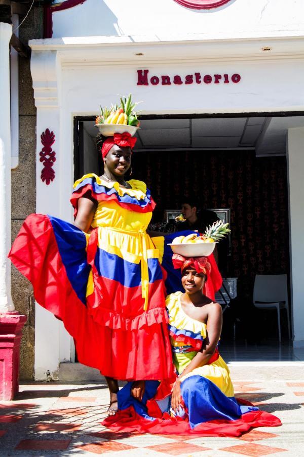 Monasterio *